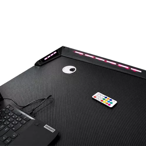 Gamer íróasztal RGB LED-világítással és számítógépes tartókkal, 120×60 cm