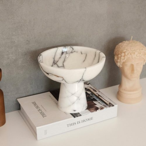 Elegáns talpú tál, 20 cm átmérő, 17 cm magasság | 100% Sicily Lila márvány, fehér | Tökéletes lakberendezéshez és étkezéshez, stílusos és funkcionális kialakításhoz