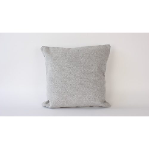 Kézzel készített világosszürke párna, 50 x 50 cm | 100% zsenília szilikon töltettel | Puha, stílusos és kényelmes otthoni dekorációhoz és pihenéshez