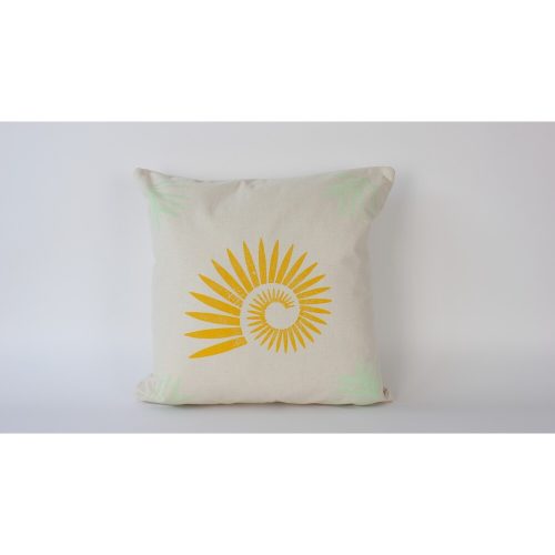 Kézzel készített bársonypárna (50 x 50 cm), krémszínű, szilikon töltelék | 100% Luxus Velvet | Tökéletes otthoni dekorációhoz és kényelemhez