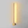 Elegáns arany fali lámpa, fém ház, 62 x 10 x 7 cm | SMD LED 8W 3000K | IP20 besorolású | Stílusos világítás modern lakberendezéshez, nappalihoz és hálószobához | Tartós fém alaplap kialakítás