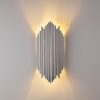 Modern fekete fali lámpa, MDF ház, 60 x 12 x 33 cm, E27 aljzat (max. 40 W), IP20, dugaszolható, lézerrel vágott kivitel, stílusos és funkcionális világítás bármilyen helyre
