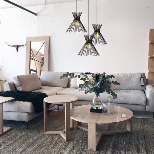 Modern ipari csillár, fekete fém test, 63 x 63 cm, magasság 128 cm, állítható, 3 x E27 Max 40 W, elegáns, egyszínű dizájn otthoni és irodai használatra