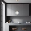 Elegáns aranycsillár, állítható magasság 40-120 cm, fém test, Ø20 cm sapka, Ø10 cm talp, 1 x E27 aljzat, tökéletes modern terekbe, IP20 besorolás