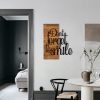 Elegáns dekoratív fa falkiegészítő, 47 x 58 cm | 100% fém váz (1,2 mm) és tömör fa (3 cm) | Stílusos fekete-dió dizájn otthoni dekorációhoz