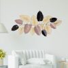 Kézzel készített dekoratív fém falkiegészítő, 120 x 7 x 61 cm | 100% fém, 0,8 mm vastagság | Egyedi, kézzel festett design, tökéletes otthoni dekorációhoz.