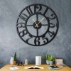 Elegáns fekete dekoratív fém falióra, 70 x 70 cm | 100% fém (2 mm) | Csendes mechanizmus, egyszerű fali rögzítés | Stílusos kiegészítő bármilyen helyhez